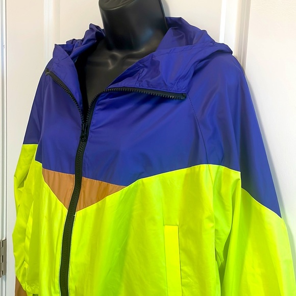 Light Weight Jacket - Picture 5 of 6